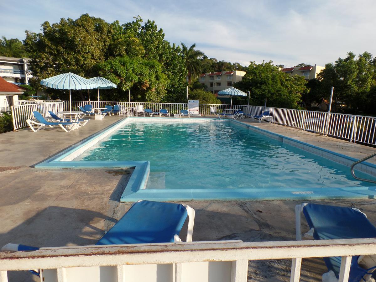 Moonlight Beach Studio @Montego Bay Club Exterior photo