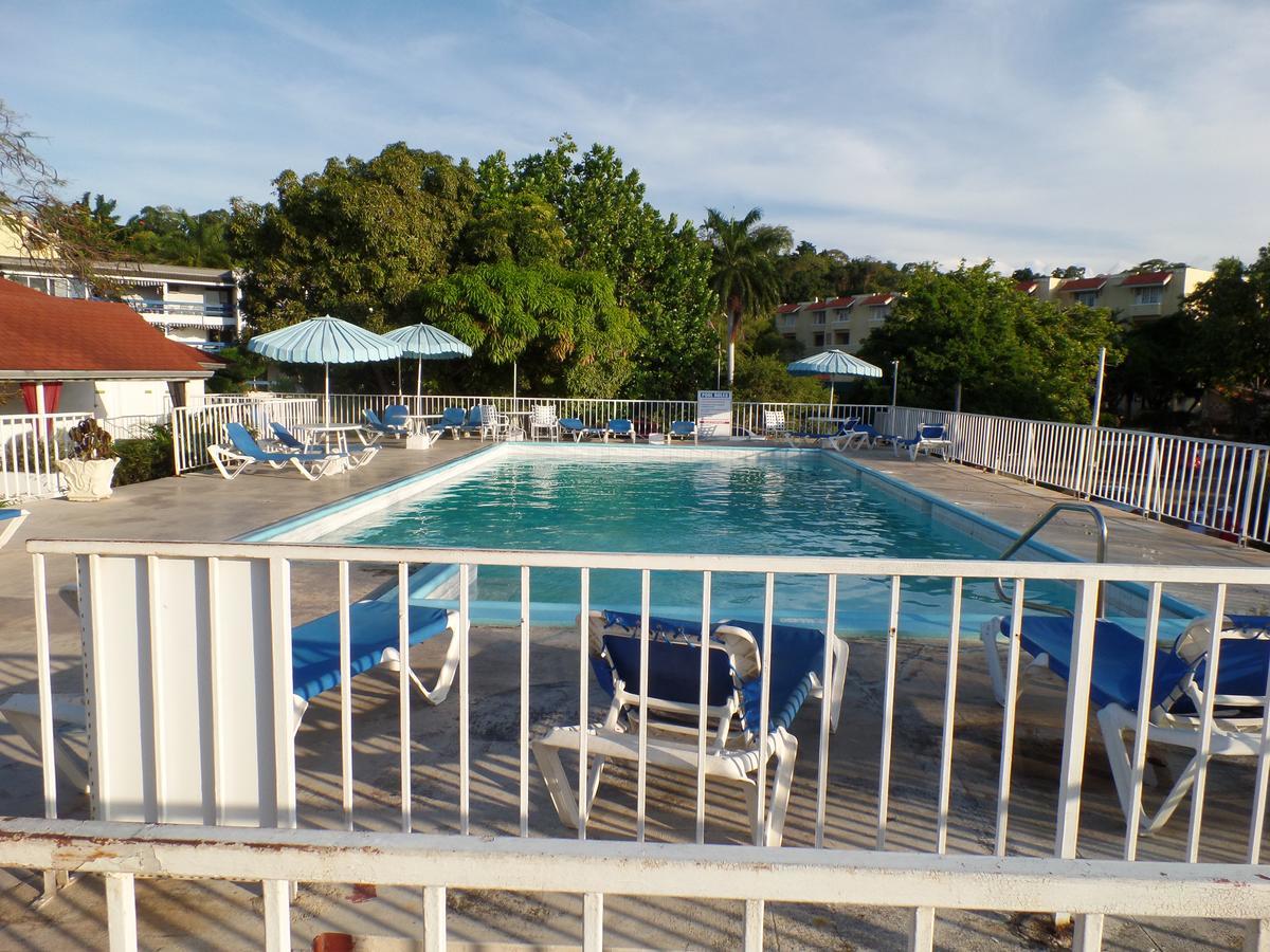 Moonlight Beach Studio @Montego Bay Club Exterior photo